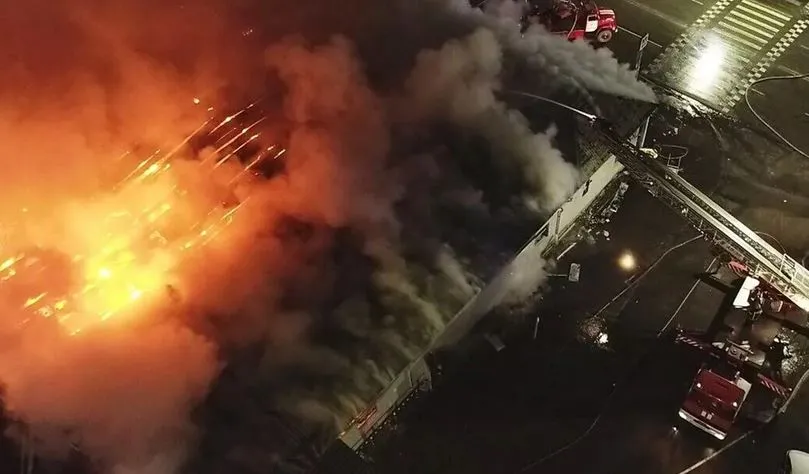 Владелец сгоревшего кафе в Костроме пообещал помочь семьям погибших