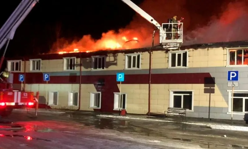 В Свердловской области произошло возгорание в кафе на площади 2 тыс. кв. м 
