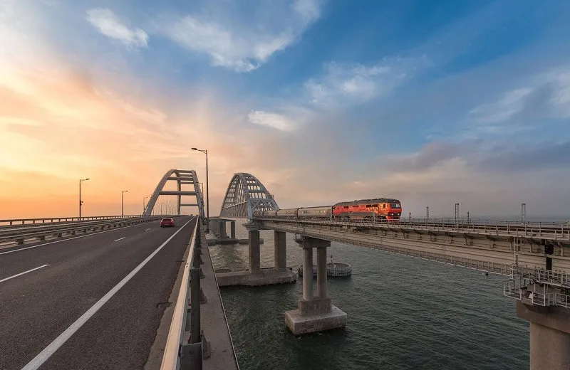 По Крымскому мосту на один день запустят дополнительный поезд 