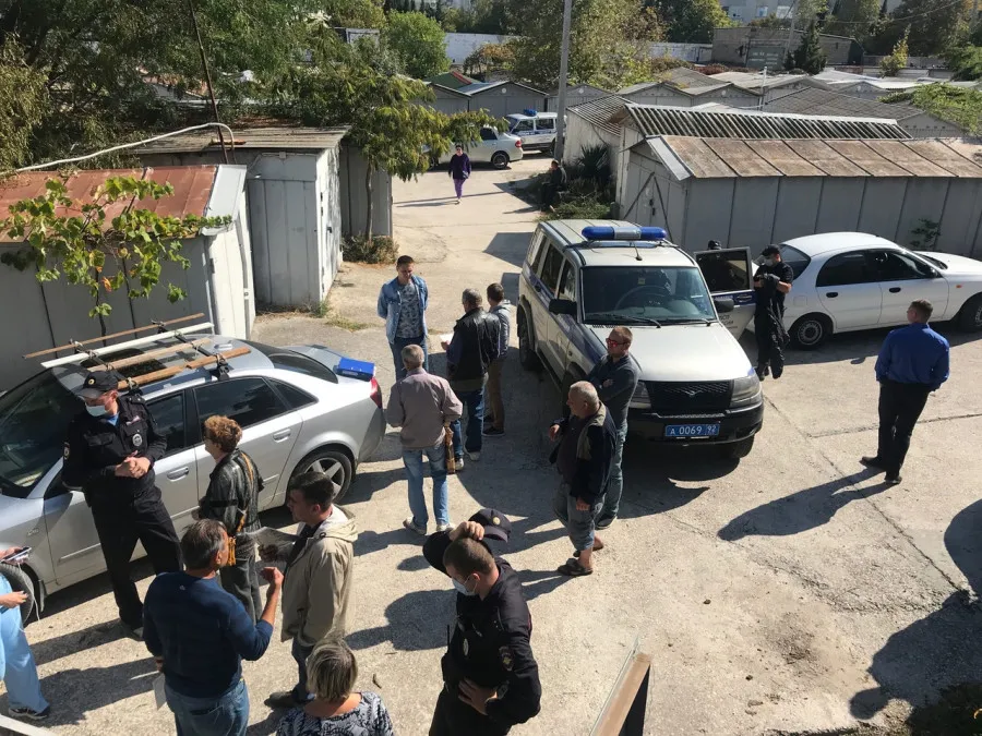 Гаражи проигрывают в битве с благоустройством Севастополя