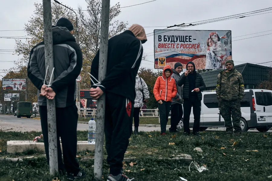 Украинские силовики в Херсоне расстреляли 39 пророссийских активистов