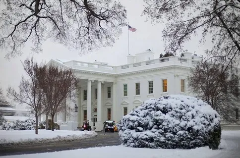 Белый дом заявил, что США не поощряют Украину к операциям на территории России