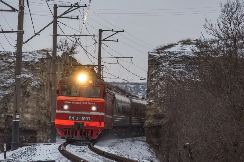 Поезда в Крым пойдут быстрее