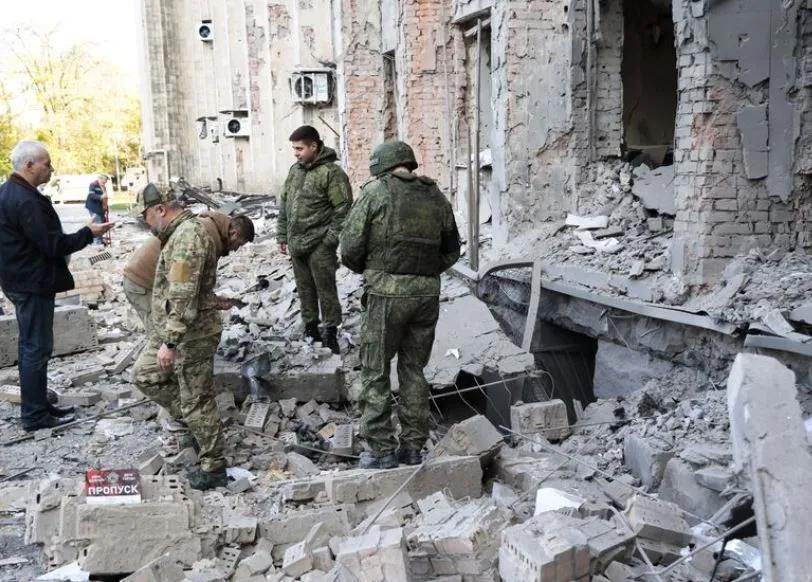 В ДНР заявили, что снаряды ВСУ попали в учебный корпус, медцентр и жилые дома в Донецке 