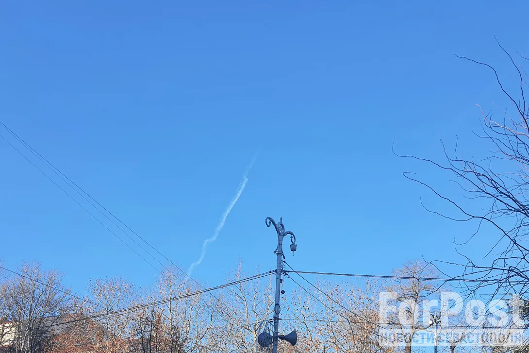 В небе над центром Севастополя сработала система ПВО