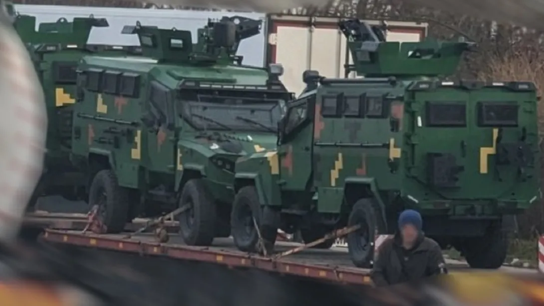 Украина получила новую партию бронеавтомобилей Panthera T6 производства ОАЭ