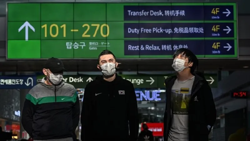 Пятеро россиян сбежали от призыва и оказались узниками южнокорейского аэропорта