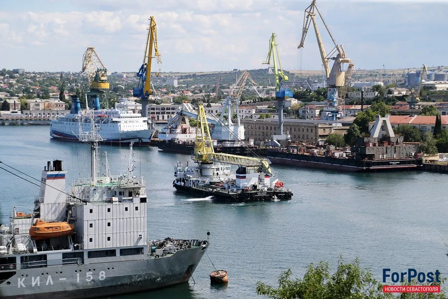 План развития севастопольского морского порта представят в конце января