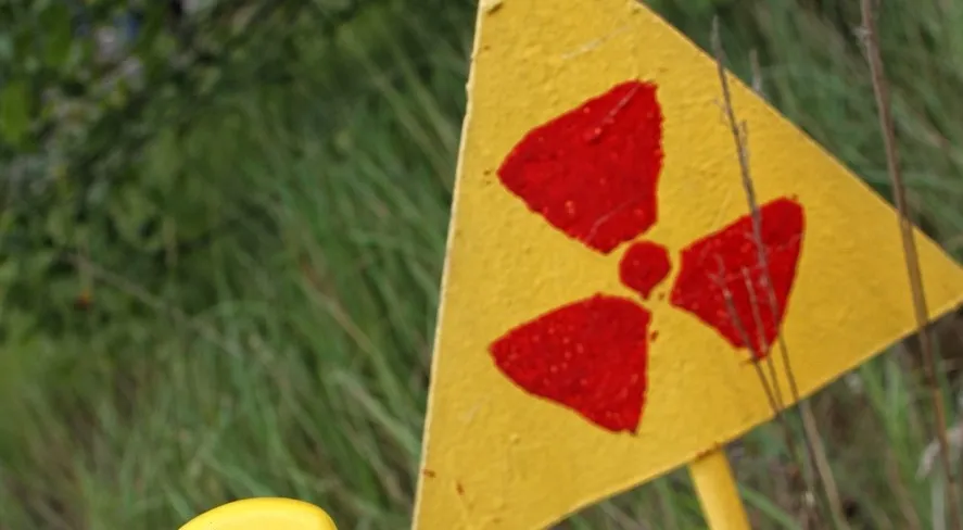 Грузовик потерял крайне опасную радиоактивную капсулу