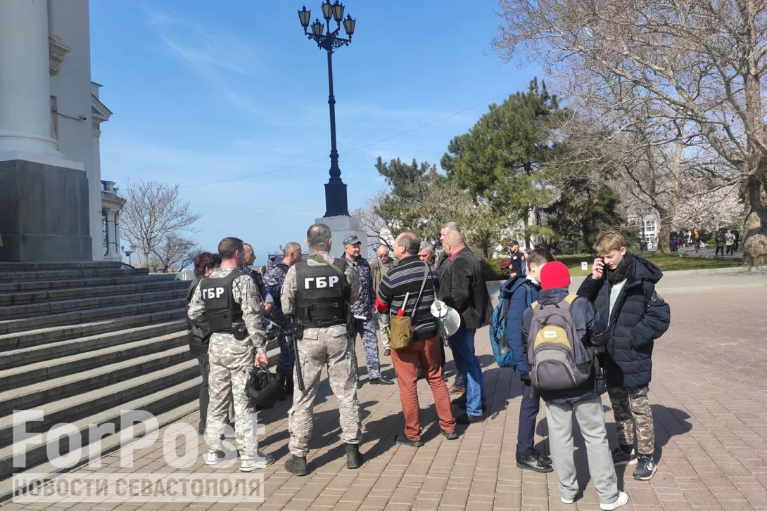В центре Севастополя эвакуировали детей и сотрудников ДДЮТ