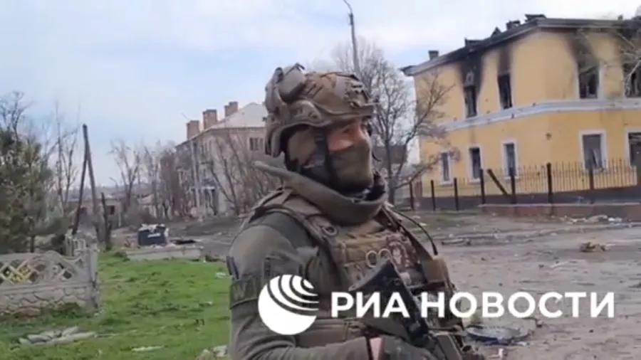 Боец "Вагнера" рассказал, как Киев забрасывает солдат в Артемовск