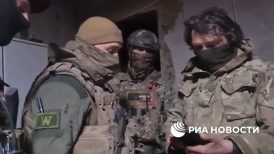 Боец ЧВК "Вагнер" заявил, что российские силы выдавливают подразделения ВСУ из Артемовска