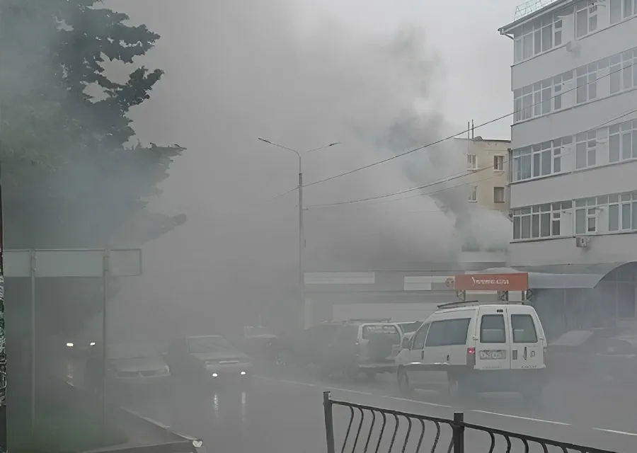 На Северной стороне Севастополя загорелось кафе