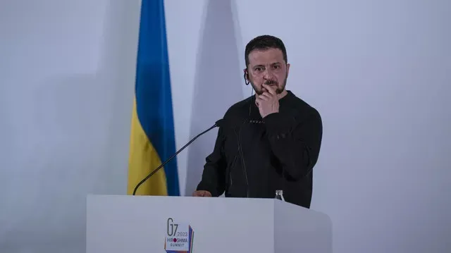 Президент Украины Зеленский заявил, что Киев утвердил сроки начала контрнаступления ВСУ