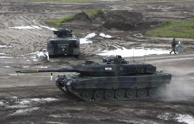 Российские музыканты выплатят по миллиону за подбитый танк Leopard