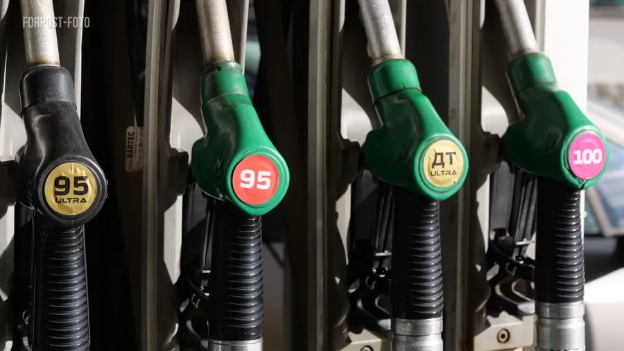 Россиян ждёт скачок цен на бензин — но почему?