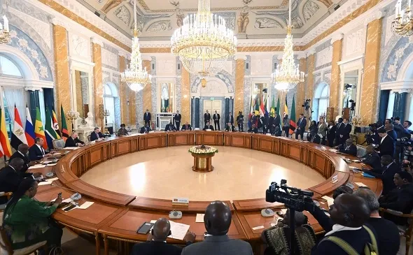Путин показал лидерам Африки согласованный в марте 2022 года в Стамбуле договор с Киевом