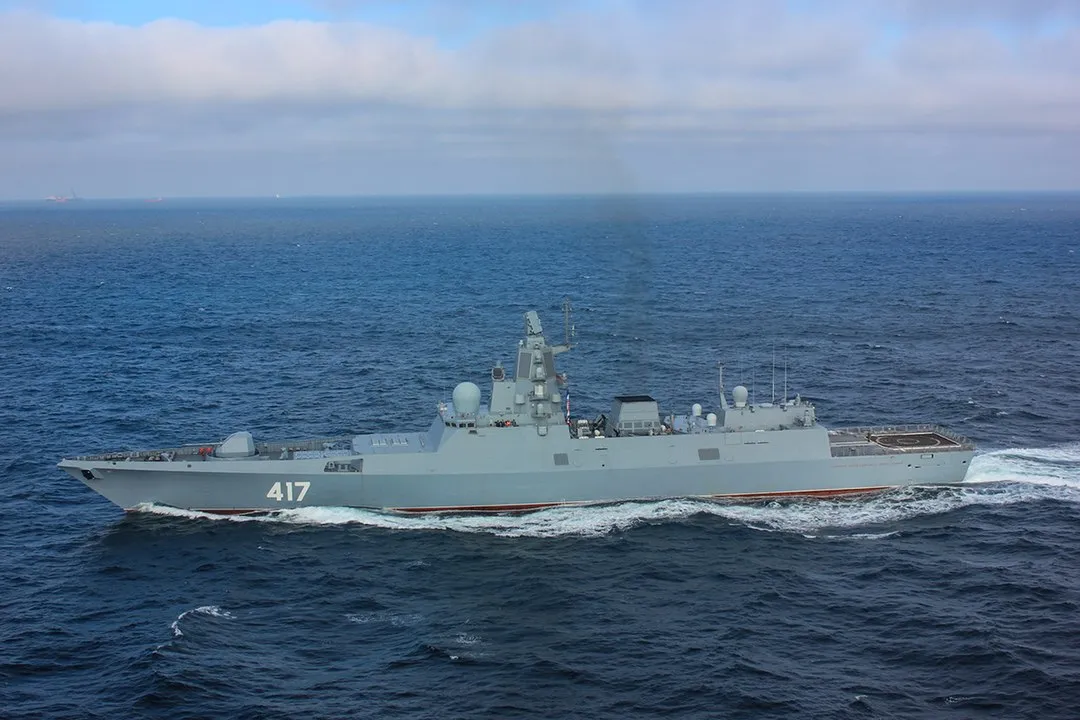 Российские моряки спасли пассажиров иностранного судна в Средиземном море