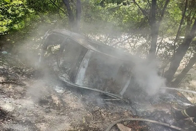 Странную смерть трёх сестёр в горящей машине проверят следователи