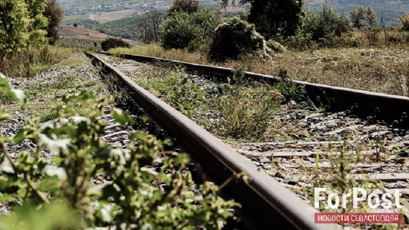 На северо-востоке Крыма на железной дороге возникли проблемы
