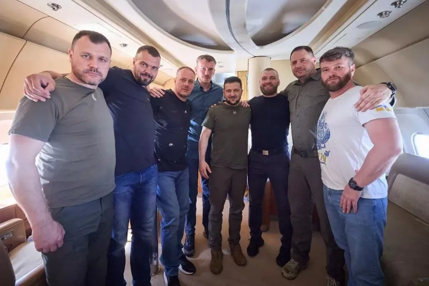 Освобождение азовцев*: кто виноват?