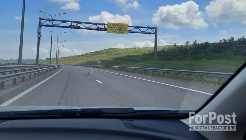 Автомобилистам объяснили нюансы проезда в Крым и на материк