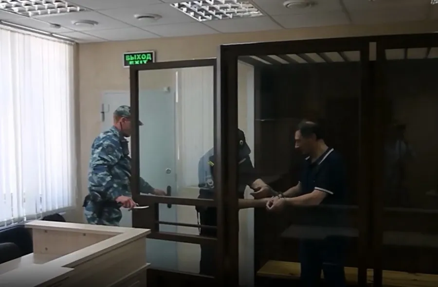 Политолога Кагарлицкого* арестовали из-за ролика о взрыве на Крымском мосту