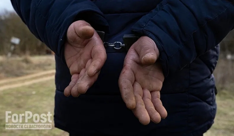 Севастополец под женским именем собирал порнографические снимки детей