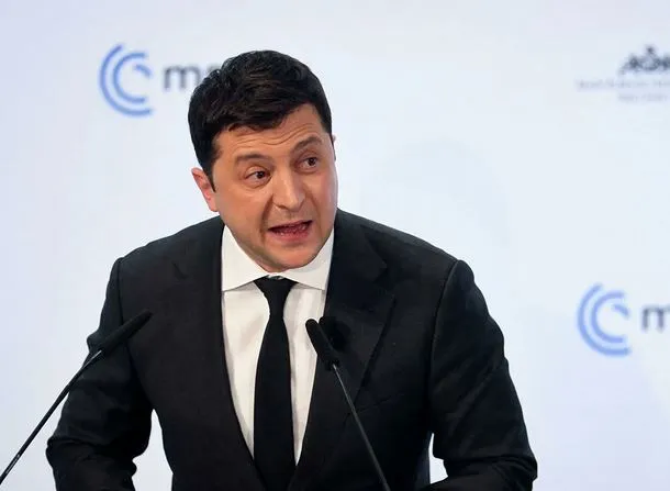 Зеленский пригрозил новыми ударами по территории России