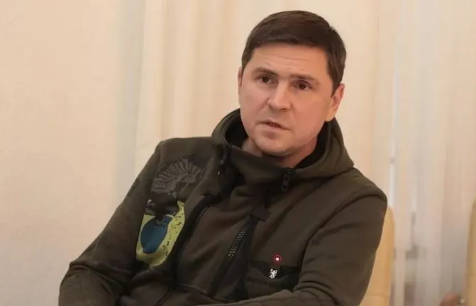 Подоляк назвал единственный вариант разрешения конфликта, устраивающий Киев