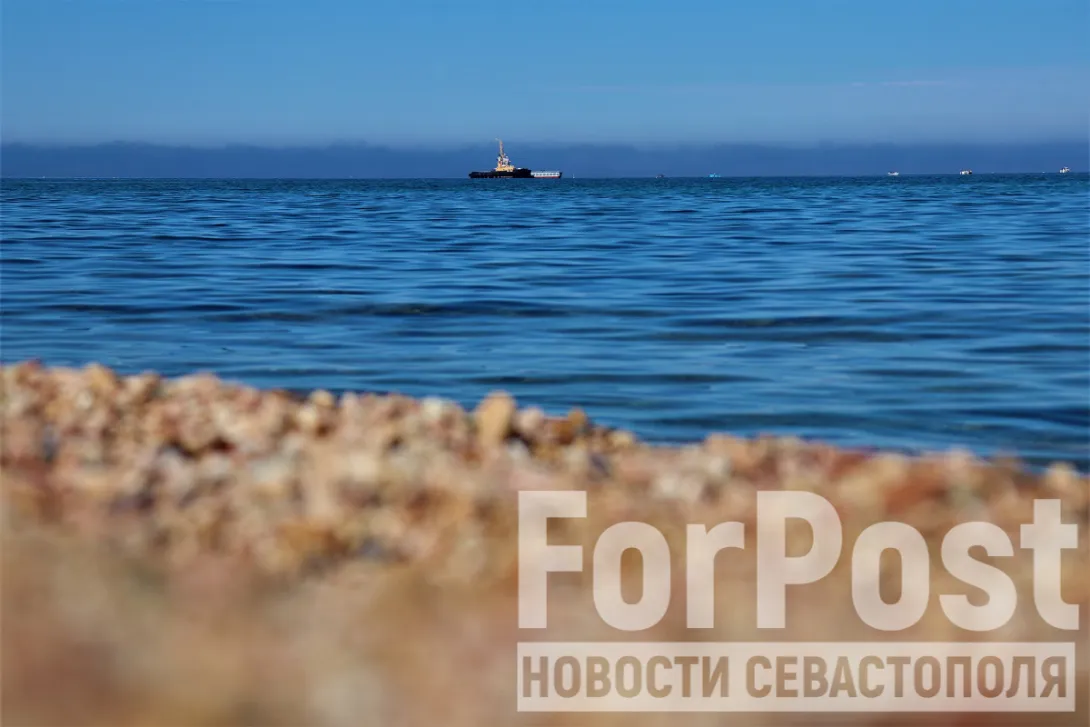 В Севастополе подросток в море проткнул штырем шею