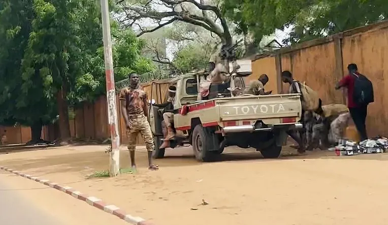 Переговоры ЭКОВАС с мятежниками в Нигере провалились