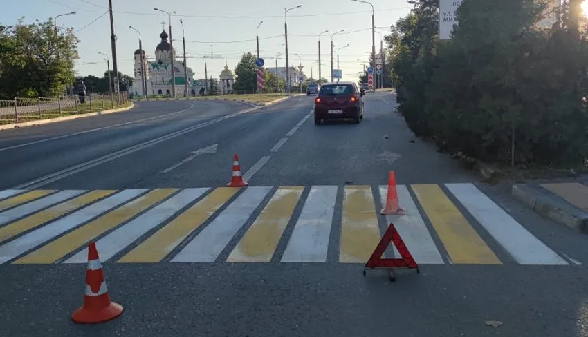 Тринадцатилетнего подростка сбили на пешеходном переходе в Севастополе