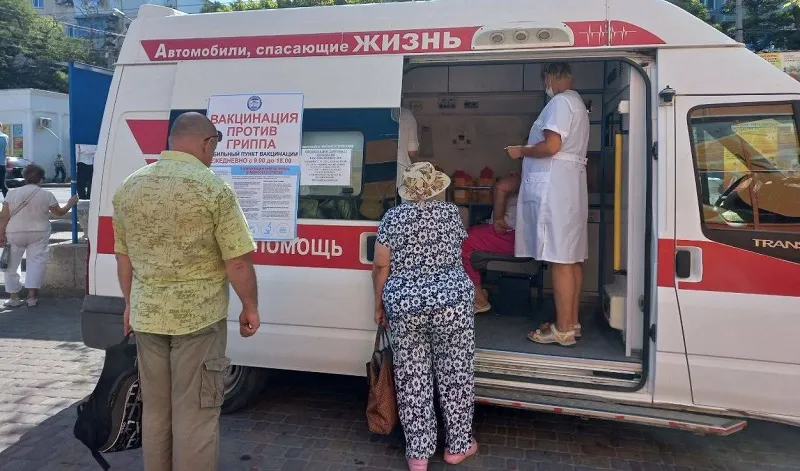 В Севастополе стартовала прививочная кампания на колёсах