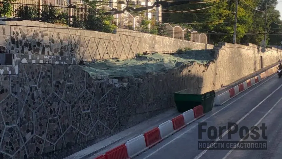 Подпорная стена в центре Севастополя станет бетонной