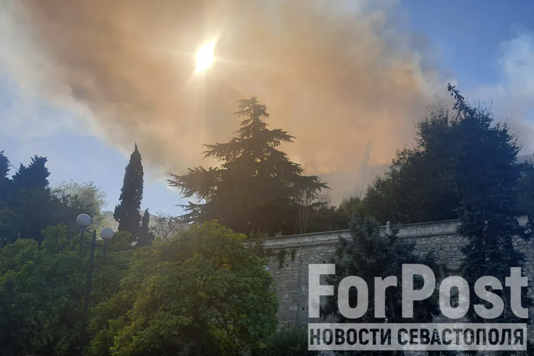 Пожар в штабе ЧФ в Севастополе локализован