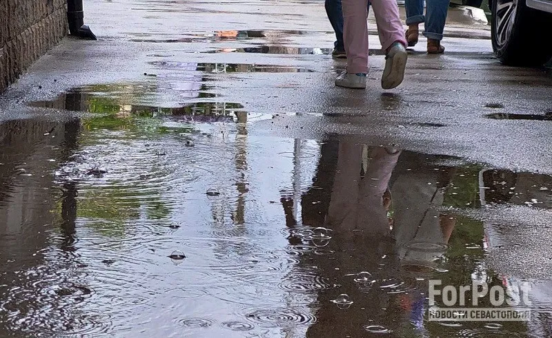 В Севастополь приходят первые осенние дожди