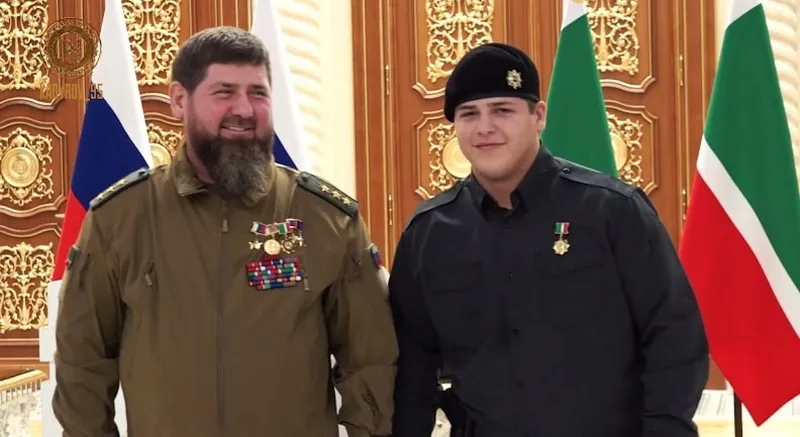 Сыну Кадырова Адаму присвоили звание героя Чечни