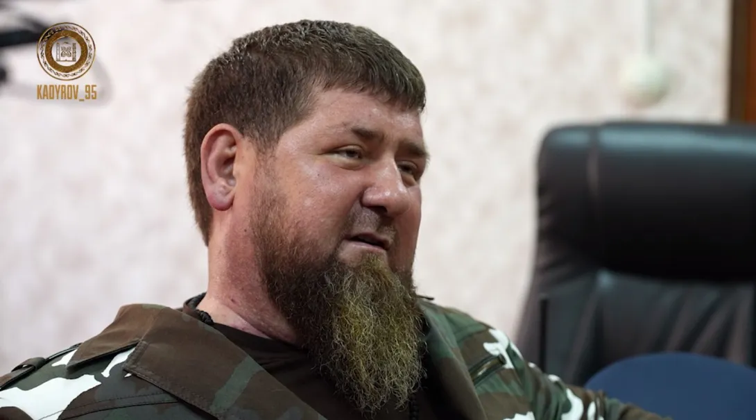 Кадыров показал новое видео с Журавелем, где тот решил принять ислам