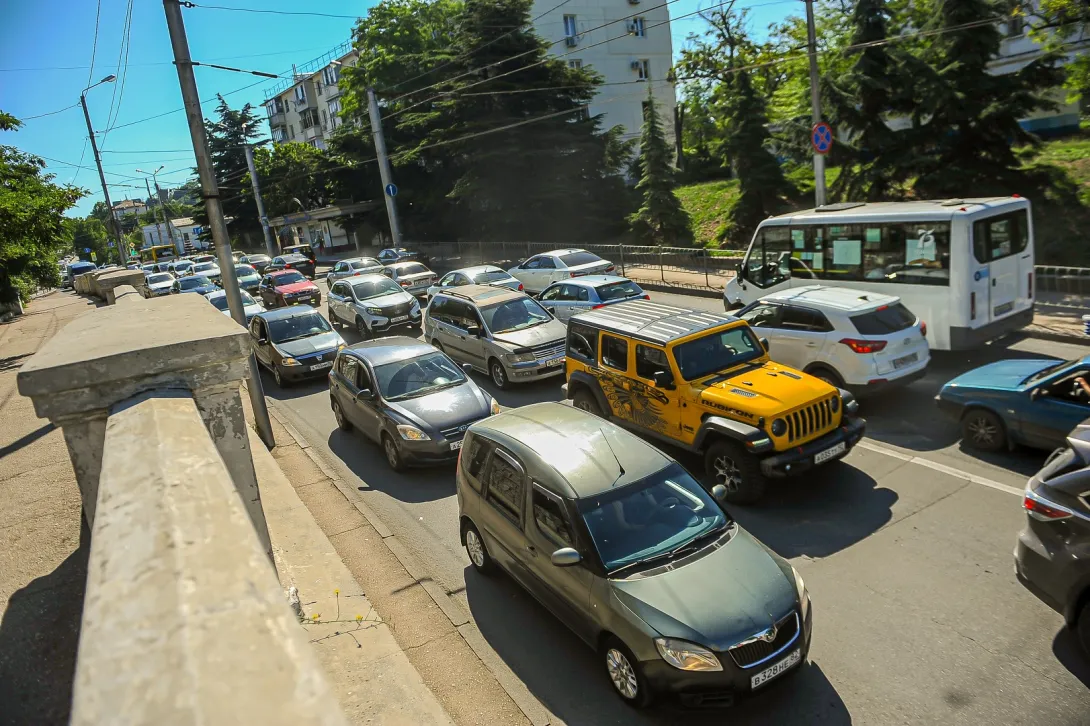 Названы самые опасные машины на российских дорогах