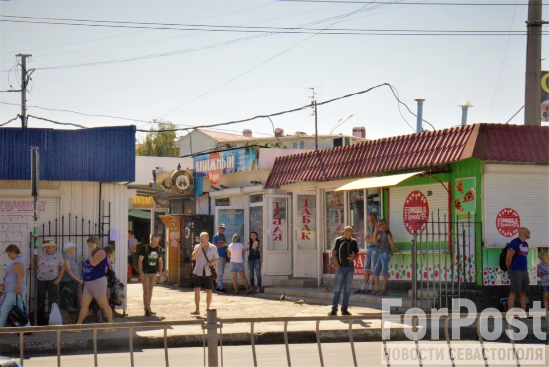 Севастополь троекратно превысил нормы обеспеченности торговыми ларьками