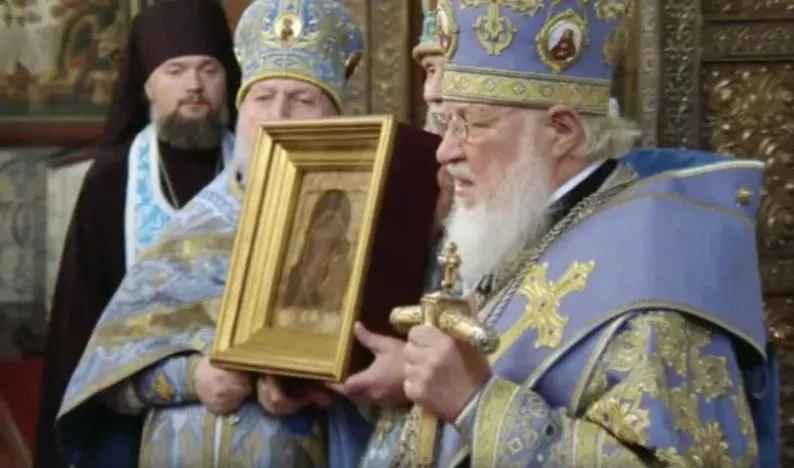 Патриарх Кирилл представил оригинал иконы Казанской Божией Матери