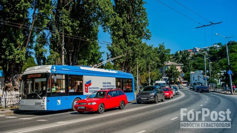 В Нахимовском районе Севастополя реконструируют шоссе и развязку