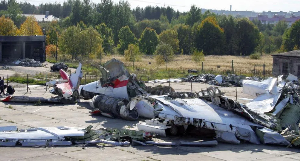 Офис Туска: комиссия подделала экспертизу по смоленской авиакатастрофе 