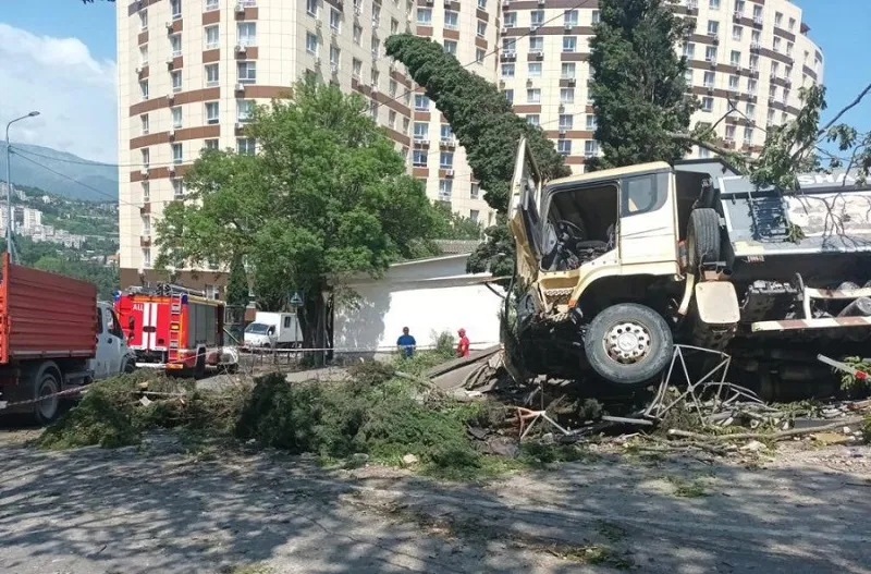 В Ялте вынесен приговор сбившему подростка и разрушившему здание жителю Севастополя 