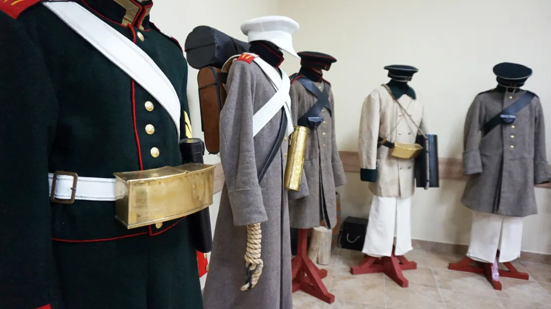 В Севастополе собрали коллекцию костюмов защитников города и франко-британских захватчиков
