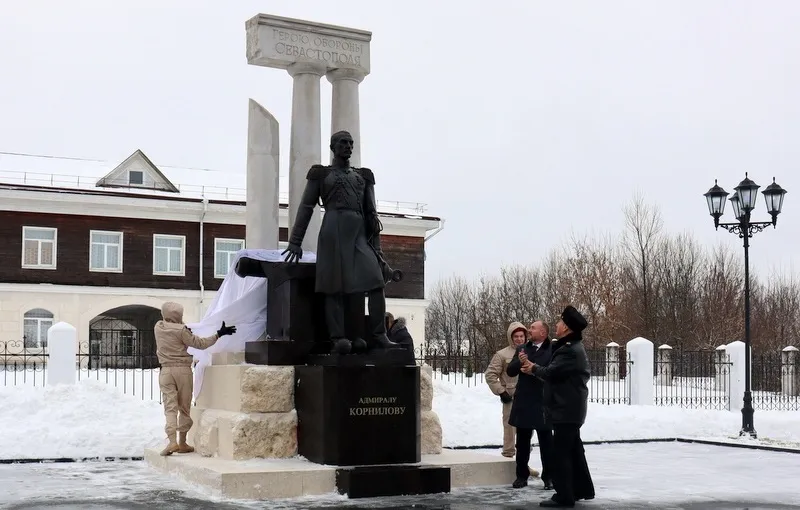 В России открыли памятник герою первой обороны Севастополя