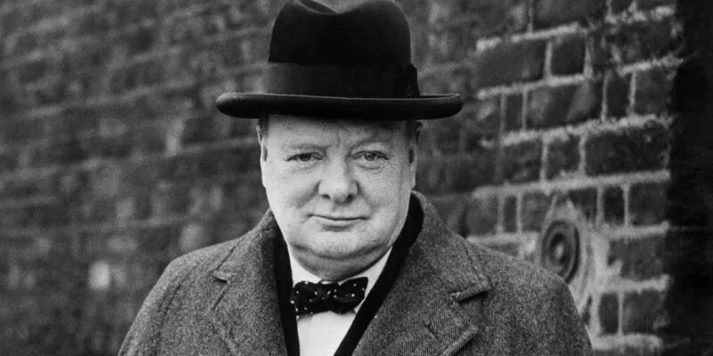 В Британии с аукциона будет продана вставная челюсть Черчилля