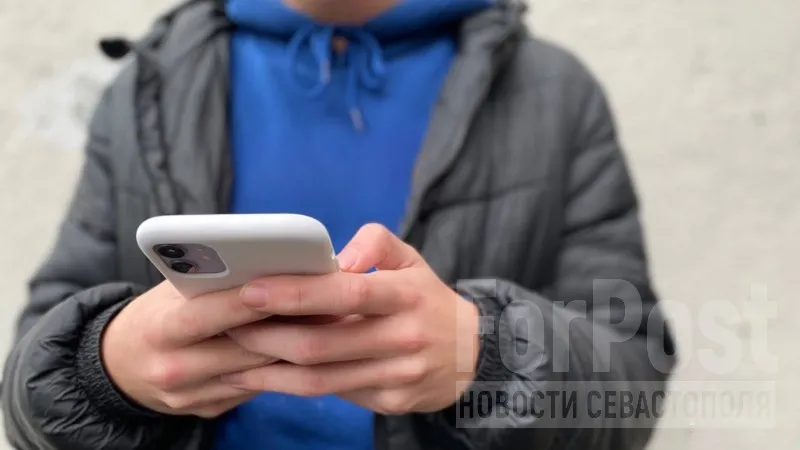 Жители Севастополя упорно продолжают отдавать деньги голосам в телефонной трубке