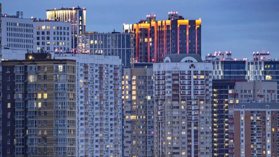 Средняя стоимость 1 кв. м вторичного жилья в РФ достигла 121 тыс. рублей